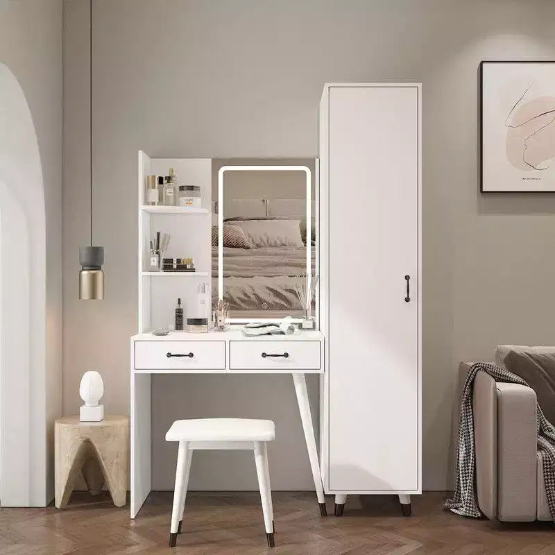 Coiffeuse et armoire blanches