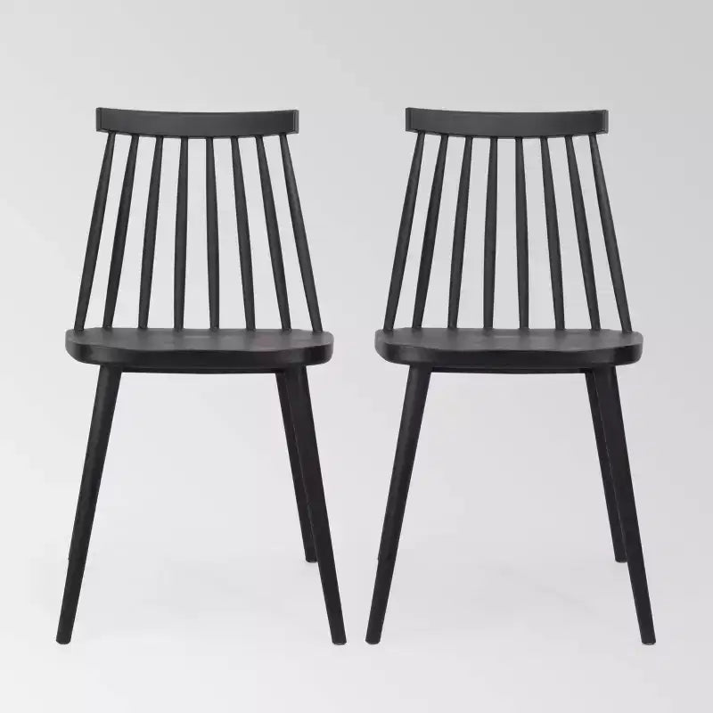 Chaise noire avec dossier