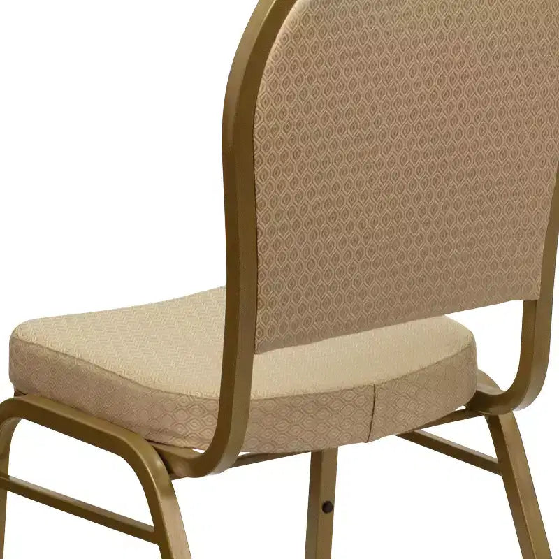 Chaises de banquet empilables à dossier en dôme