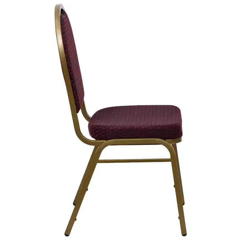 Chaises de banquet empilables à dossier en dôme