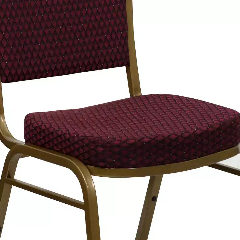 Chaises de banquet empilables à dossier en dôme